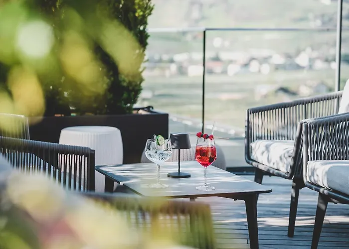 维索布恩酒店 4*