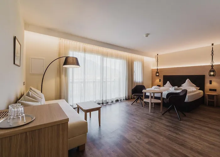 维索布恩酒店 酒店 4*